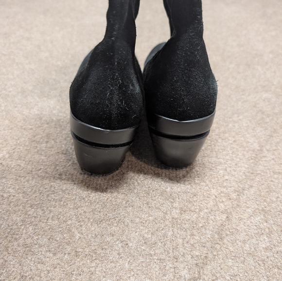 COLE HAAN with Nike Air (Size 11B) Black Suede Pull on Wedge Heel Ankle Boots - Picture 3 of 6